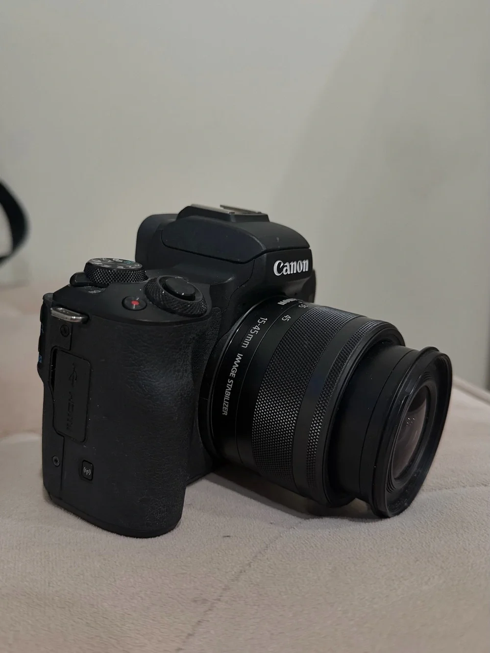 Canon EOS M50 24.1MP Mirrorless Camera - Black (Kit with 15-45mm STM Lens)